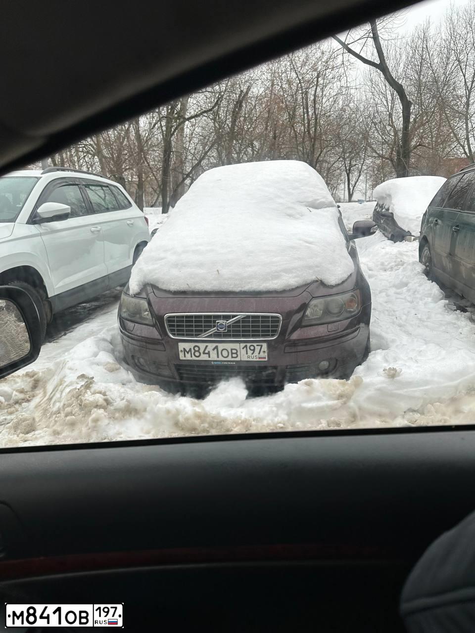 Фото автомобиля VOLVO S40, 2007 — госномер М841ОВ197