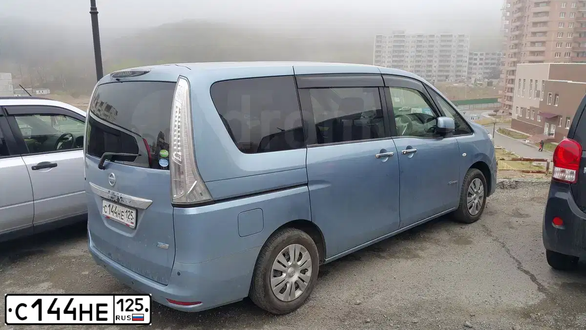Фото автомобиля NISSAN SERENA, 2012 — госномер М396ОЕ21