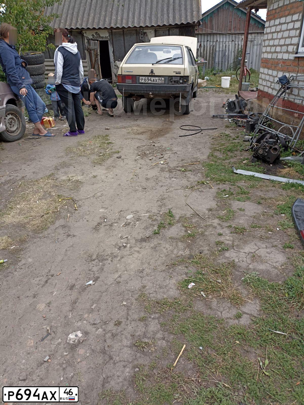 Фото автомобиля LADA 2108 SAMARA, 1994 — госномер В050УР46. Цвет: Белый