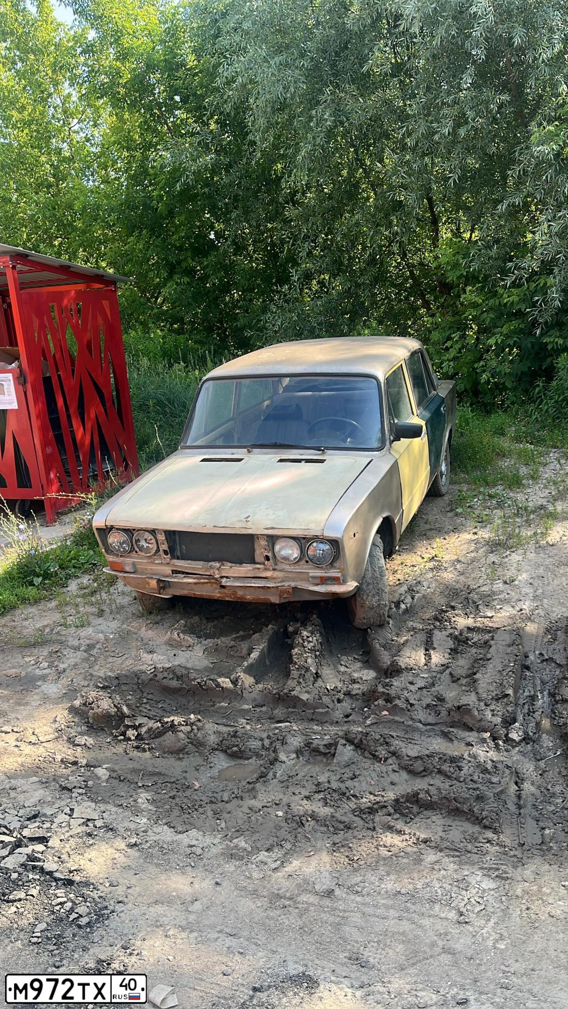 Фото автомобиля LADA 2106, 1990 — госномер М972ТХ40. Цвет: БЕЖЕВЫЙ