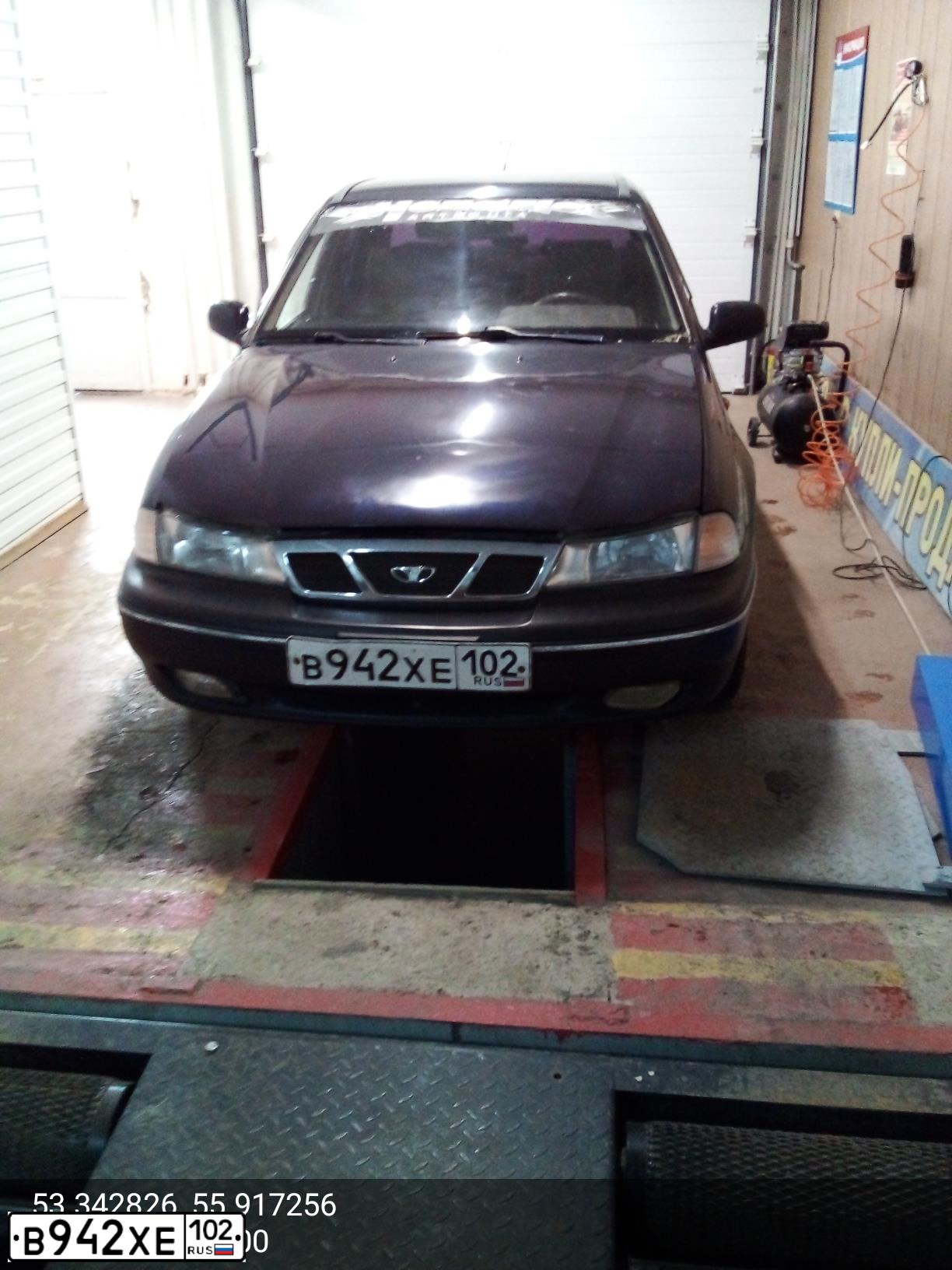 Фото автомобиля DAEWOO NEXIA, 2007 — госномер Х819ТХ64. Цвет: СЕРЕБРИСТЫЙ