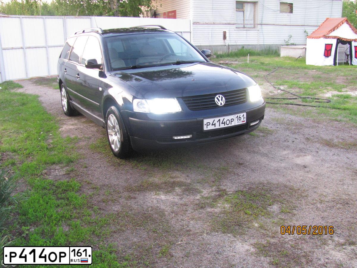 Фото автомобиля VOLKSWAGEN PASSAT, 1998 — госномер Р414ОР161. Цвет: СИНИЙ