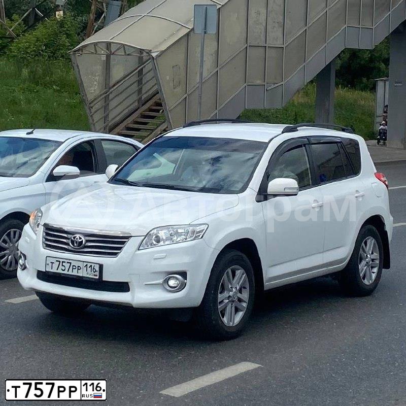 Фото автомобиля SUZUKI /GRAND/ VITARA, 2013 — госномер Т757РР116. Цвет: Белый