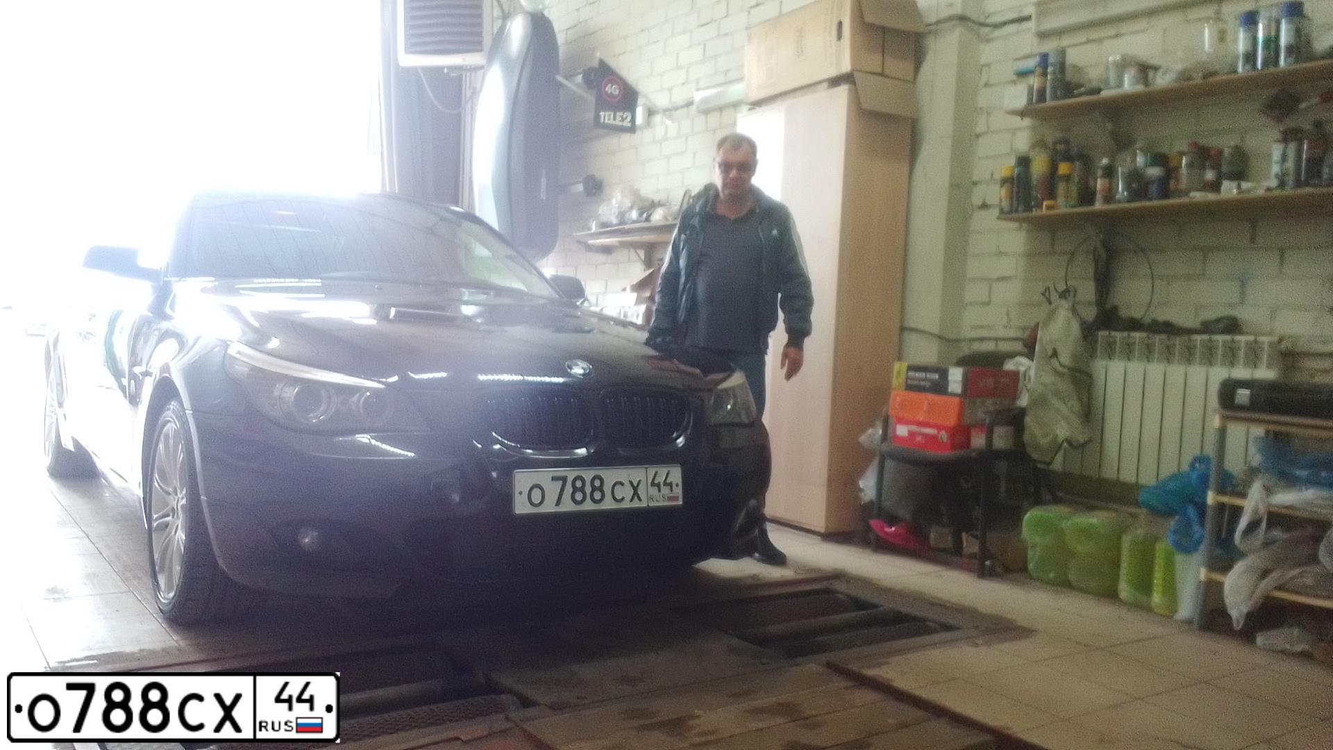 Фото автомобиля БМВ BMW 5 SERIES, 2007 — госномер Т232ЕХ76. Цвет: ЧЕРНЫЙ