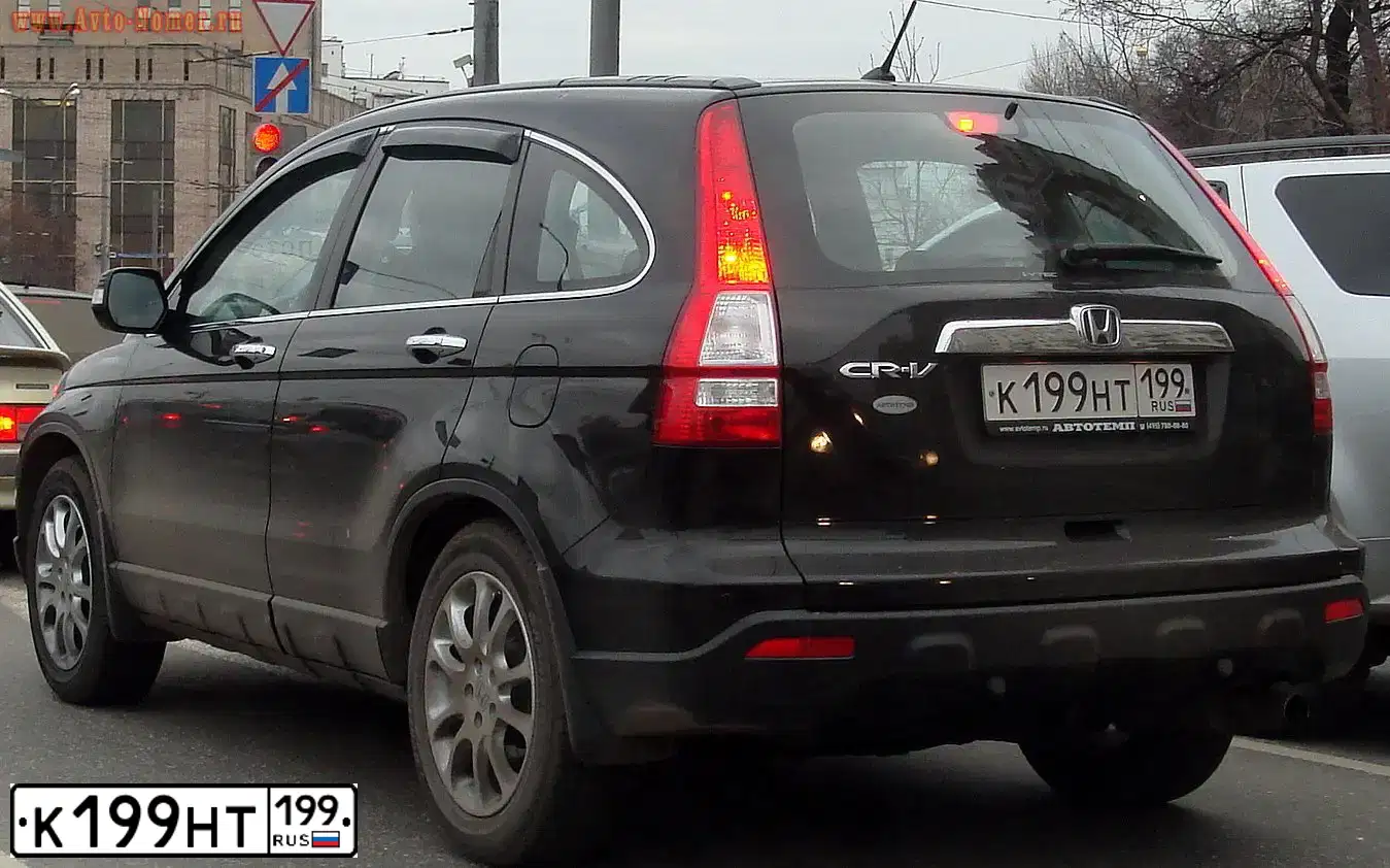 Фото автомобиля HONDA CR-V, 2008 — госномер К199НТ199. Цвет: КОРИЧНЕВЫЙ ТЕМНЫЙ