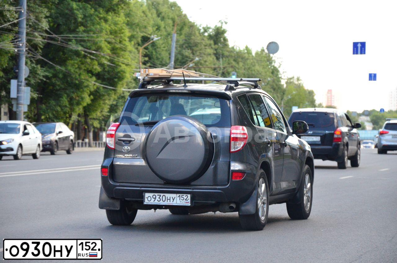 Фото автомобиля TOYOTA RAV4, 2011 — госномер О930НУ152. Цвет: СЕРЫЙ