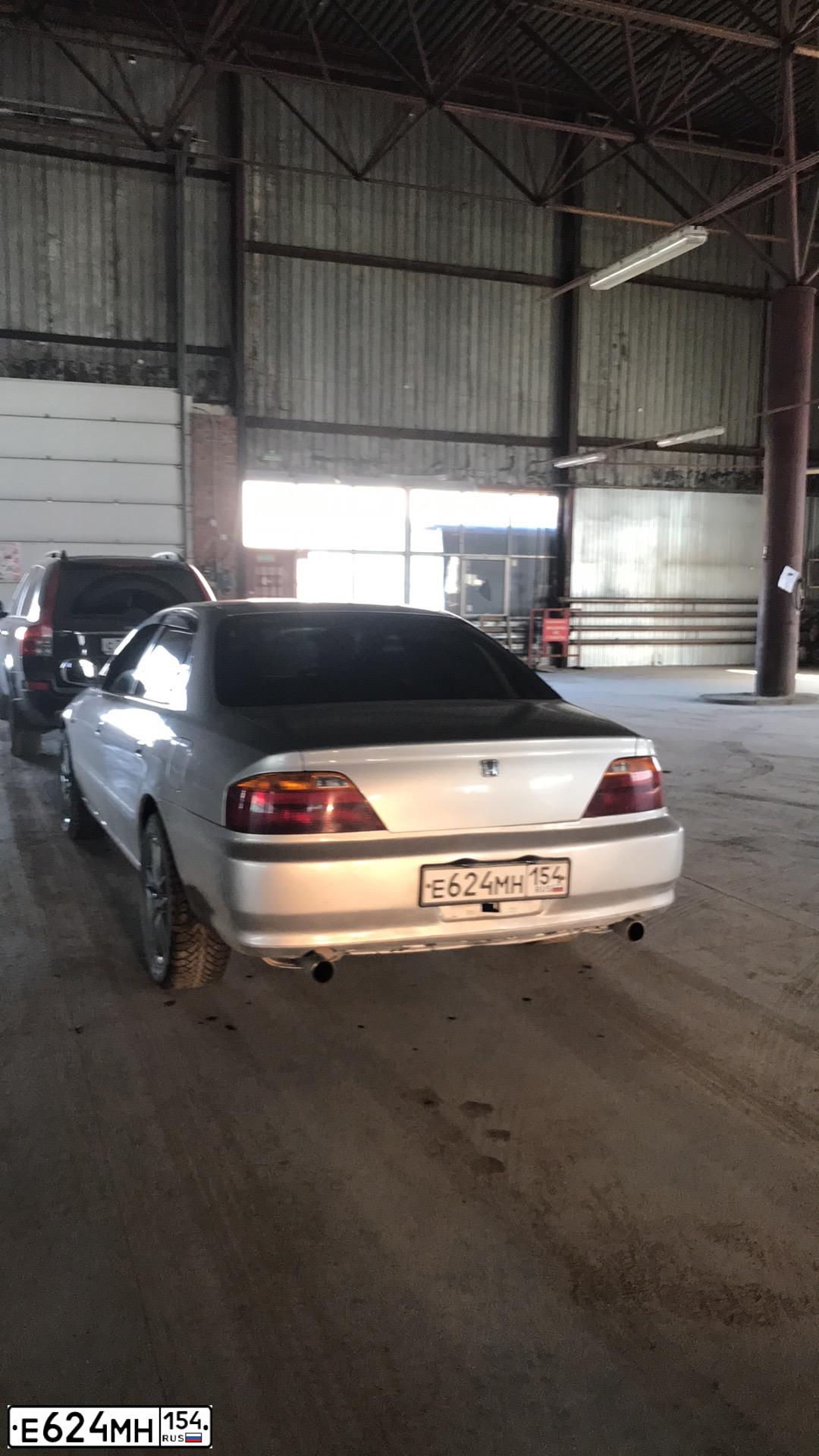 Фото автомобиля HONDA SABER, 1999 — госномер О957РВ154
