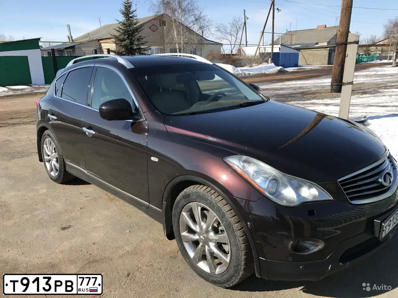 Фото автомобиля INFINITI QX50 /EX/, 2008 — госномер С128КТ199. Цвет: ТЕМНО-БОРДОВЫЙ