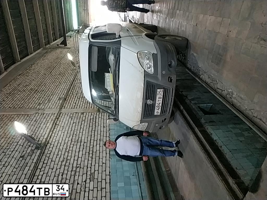 Фото автомобиля GAZ SOBOL, 2007 — госномер Х358КА65