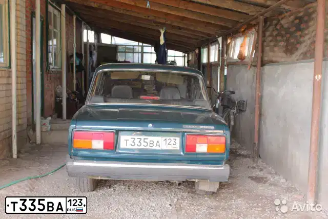 Фото автомобиля LADA 2105, 2005 — госномер Т335ВА123. Цвет: Темно-зеленый