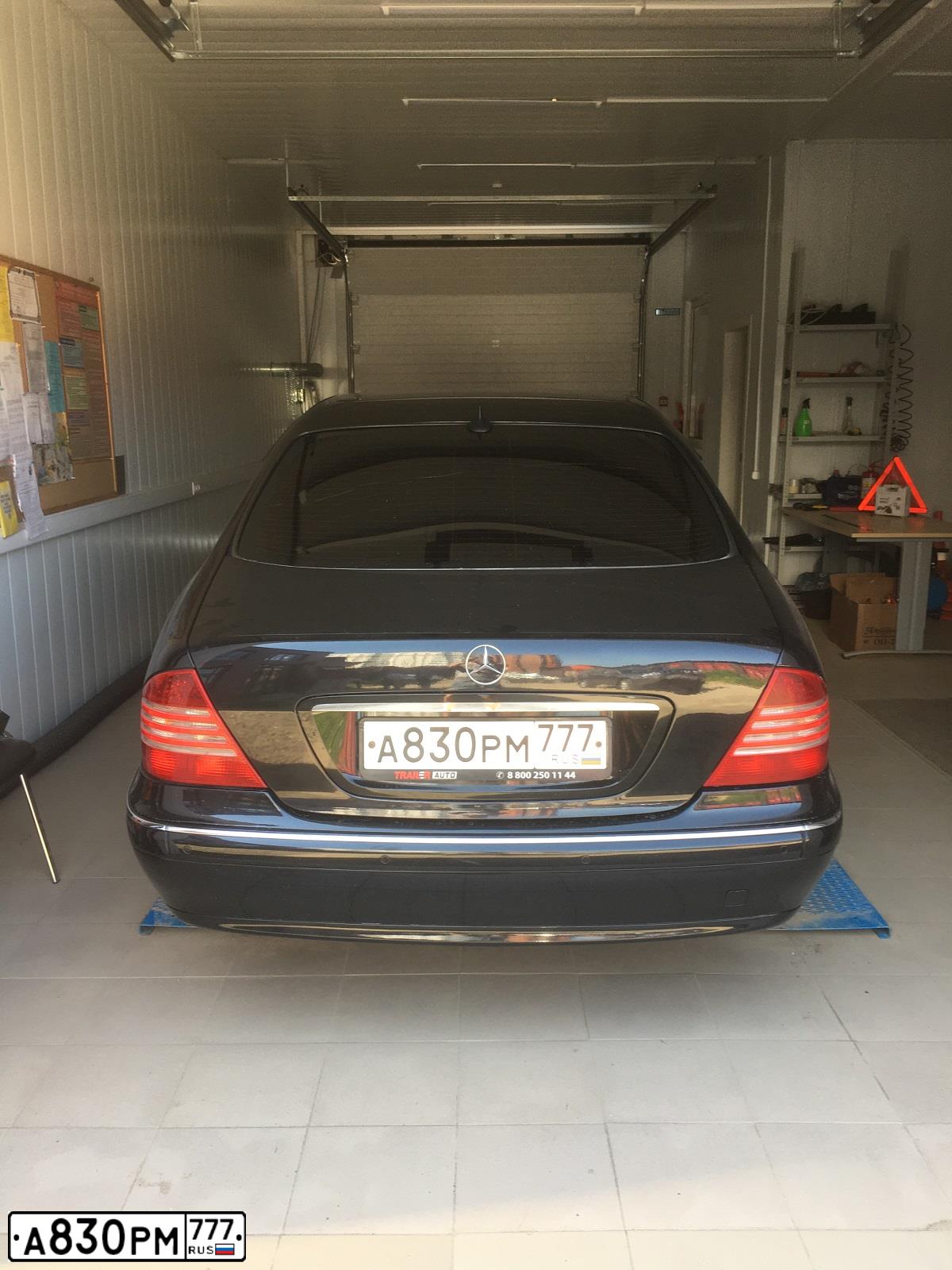 Фото автомобиля MERCEDES S-KLASSE, 2004 — госномер В555СА23. Цвет: ЧЕРНЫЙ