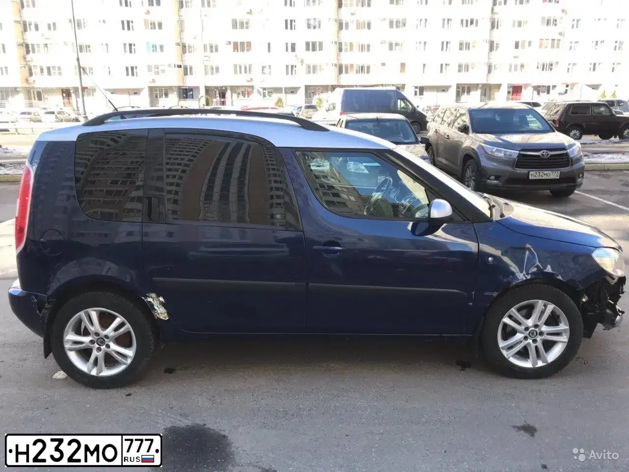 Фото автомобиля TOYOTA HIGHLANDER, 2014 — госномер Е411МО716. Цвет: СЕРЫЙ
