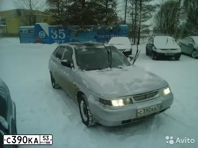 Фото автомобиля LADA 2112 LADA, 2007 — госномер С390КА53. Цвет: СВЕТЛО СЕРЕБ МЕТАЛ