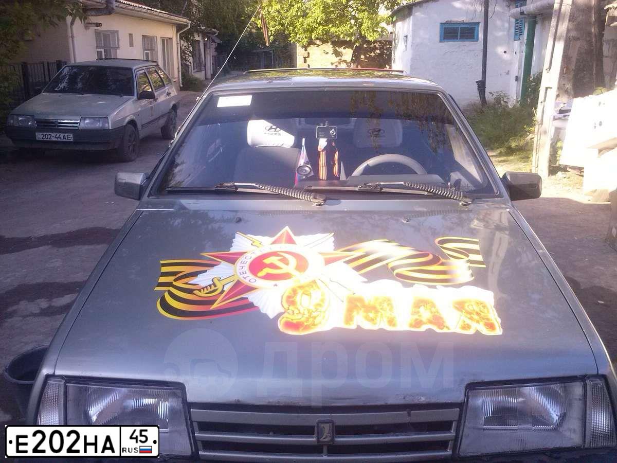 Фото автомобиля DAEWOO NEXIA, 2006 — госномер Е202НА45. Цвет: Красный