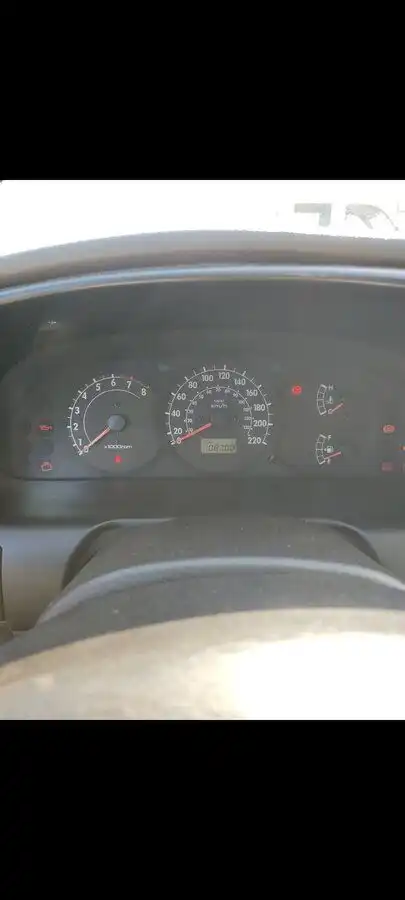 Фото автомобиля KIA SPECTRA, 2007 — госномер Х879КС196. Цвет: СЕРЫЙ