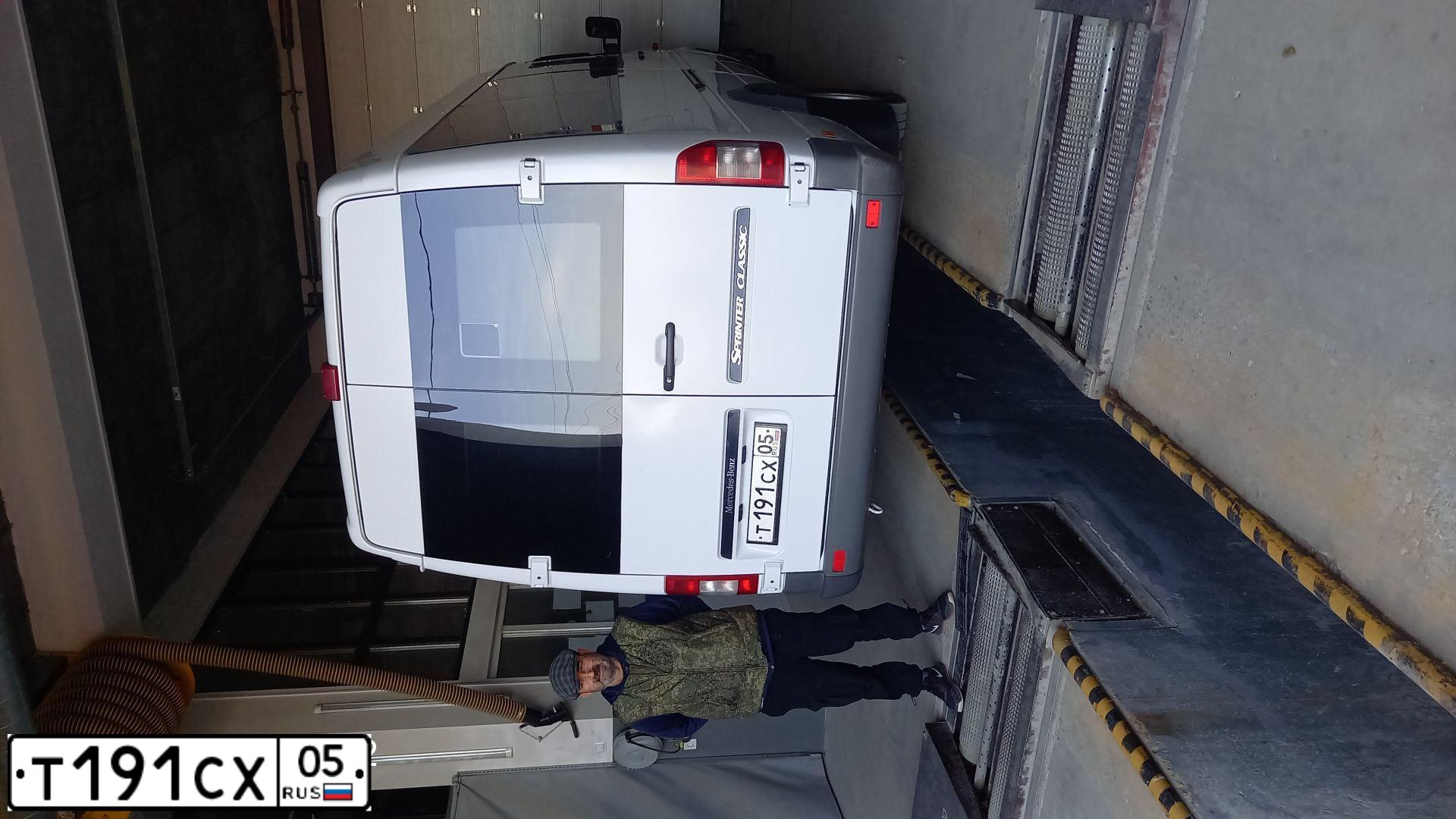 Фото автомобиля MERCEDES SPRINTER, 2013 — госномер К800ЕХ05. Цвет: Белый
