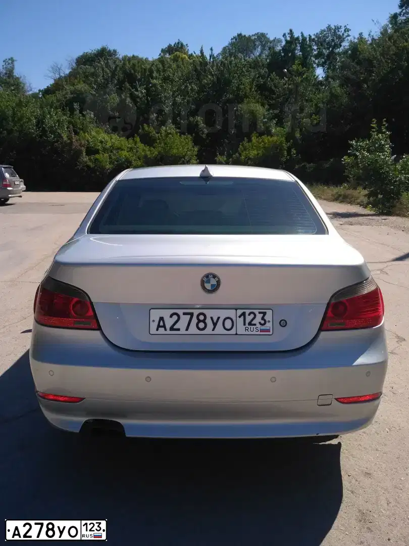 Фото автомобиля BMW SERIE 5, 2004 — госномер А278УО123. Цвет: СЕРЕБРИСТЫЙ