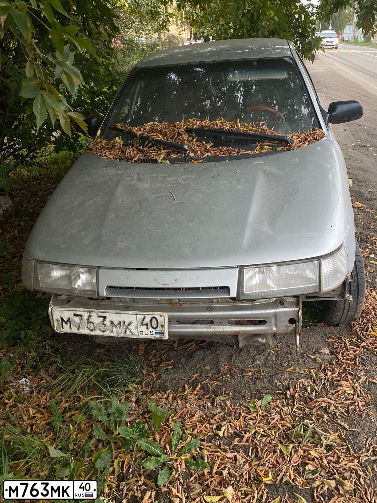 Фото автомобиля LADA 2112 LADA, 2003 — госномер М763МК40. Цвет: СВЕТЛО-СЕРЕБРИСТЫЙ