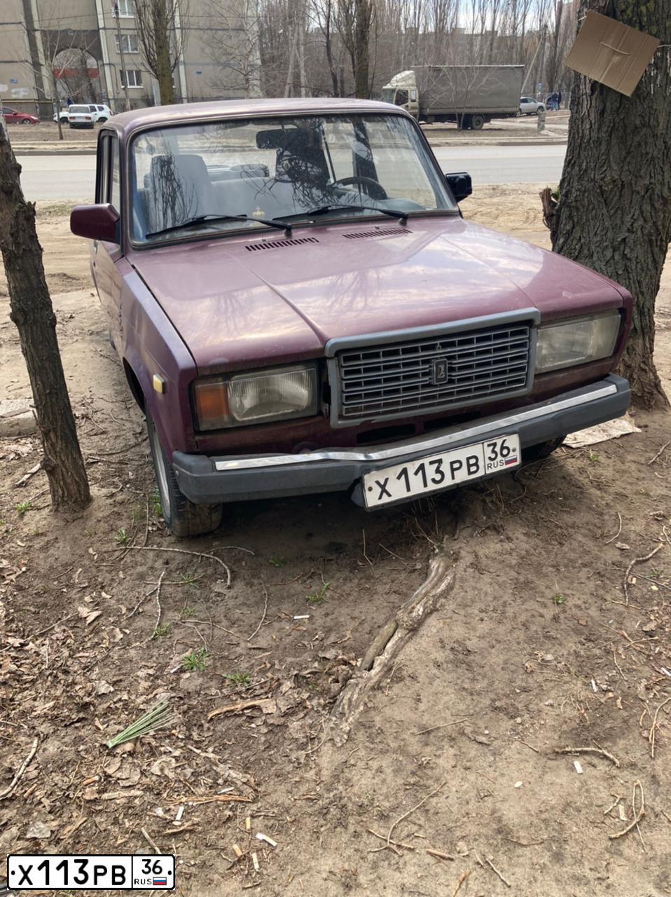 Фото автомобиля LADA 2107, 2002 — госномер Х113РВ36. Цвет: ТЕМНО-БОРДОВЫЙ