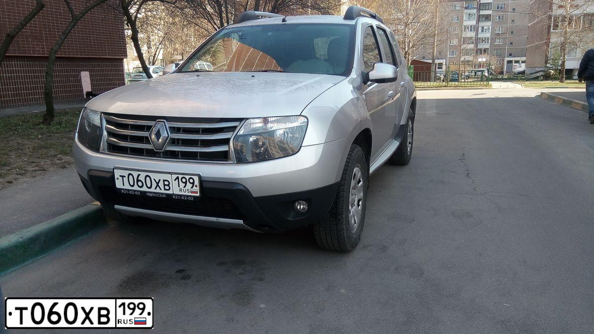 Фото автомобиля RENAULT DUSTER, 2015 — госномер О982ТЕ48. Цвет: СВЕТЛО-СЕРЫЙ