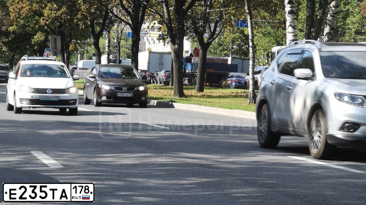 Фото автомобиля KIA CERATO, 2011 — госномер В163АВ250. Цвет: ТЕМНО-ВИШНЕВЫЙ