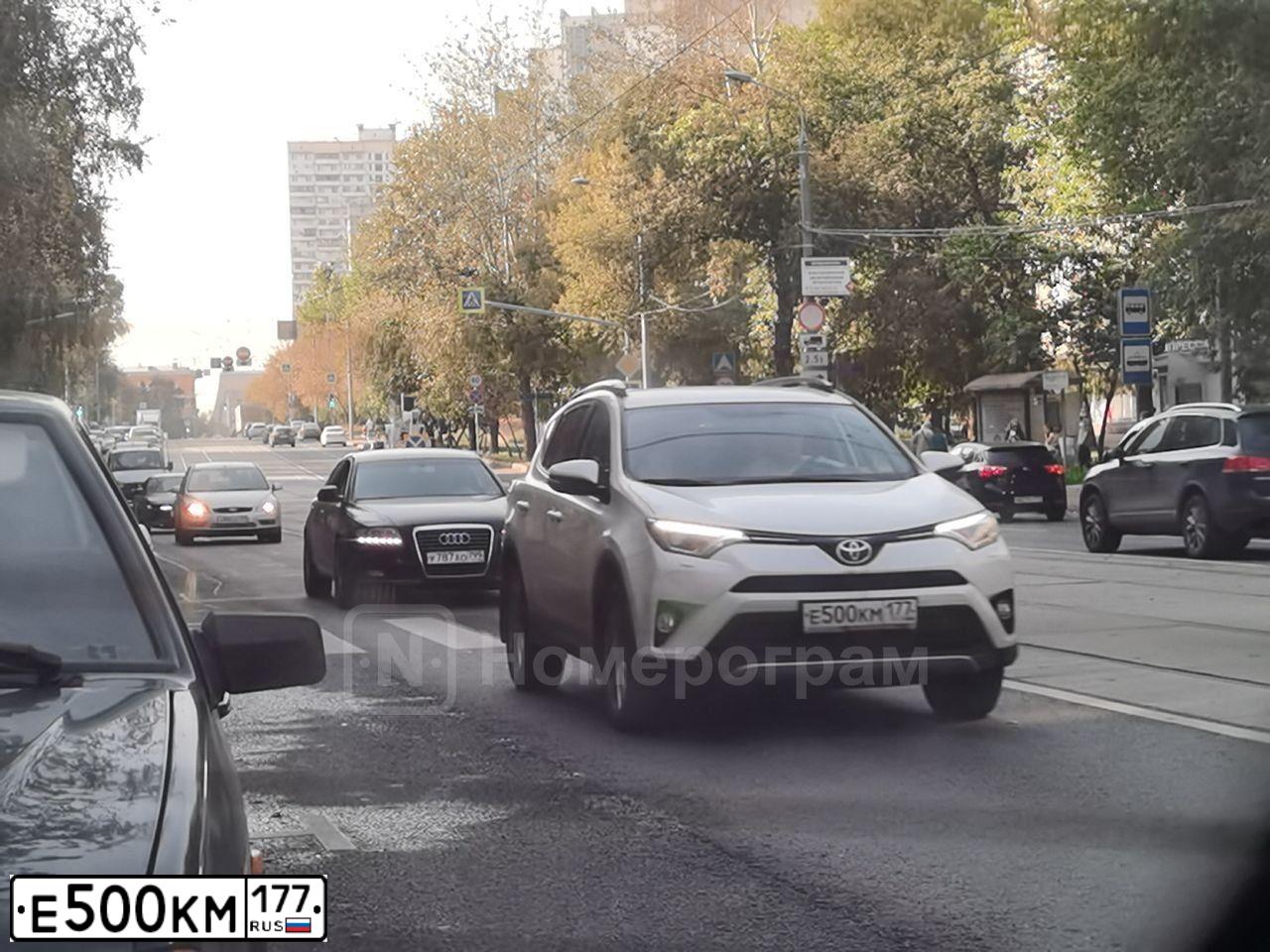 Фото автомобиля FORD FOCUS, 2006 — госномер Е500КМ177