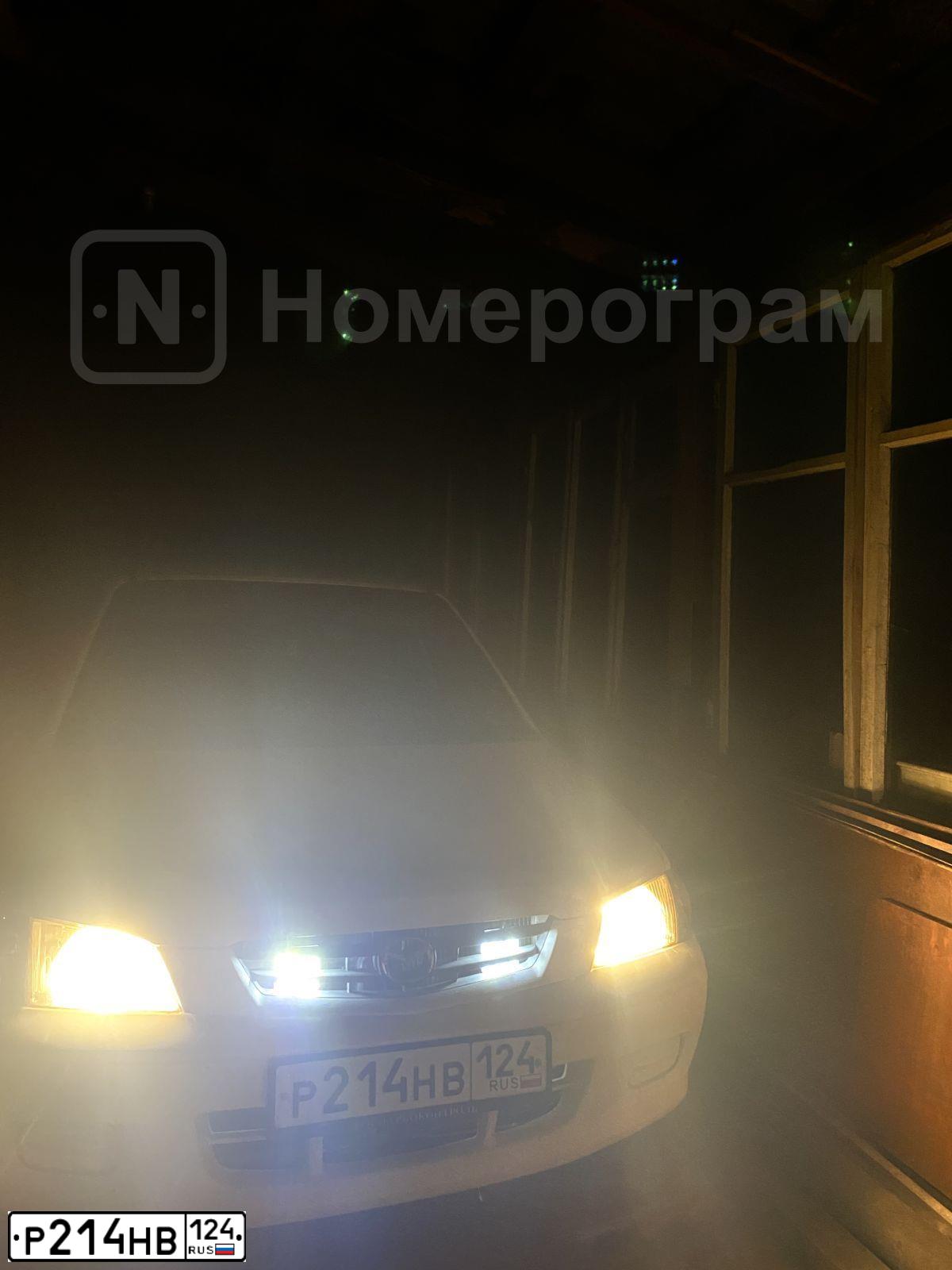 Фото автомобиля BMW X3, 2005 — госномер О003ОО21. Цвет: Серебристый