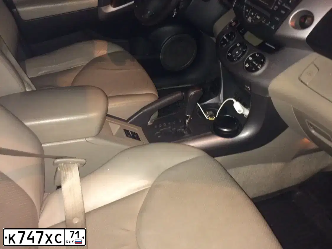 Фото автомобиля HONDA CR-V, 2012 — госномер У643ТЕ71. Цвет: Белый