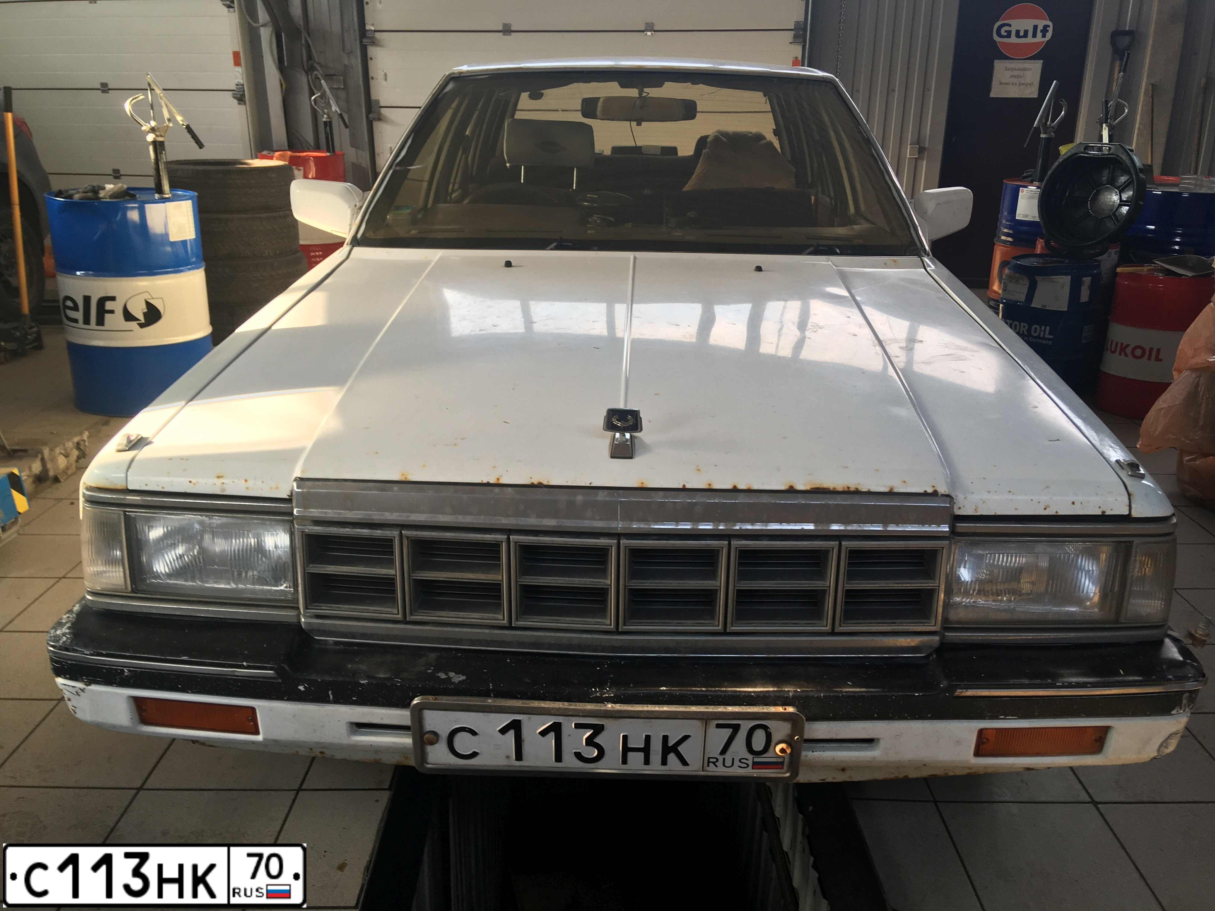 Фото автомобиля NISSAN LAUREL, 1986 — госномер Р094АС46