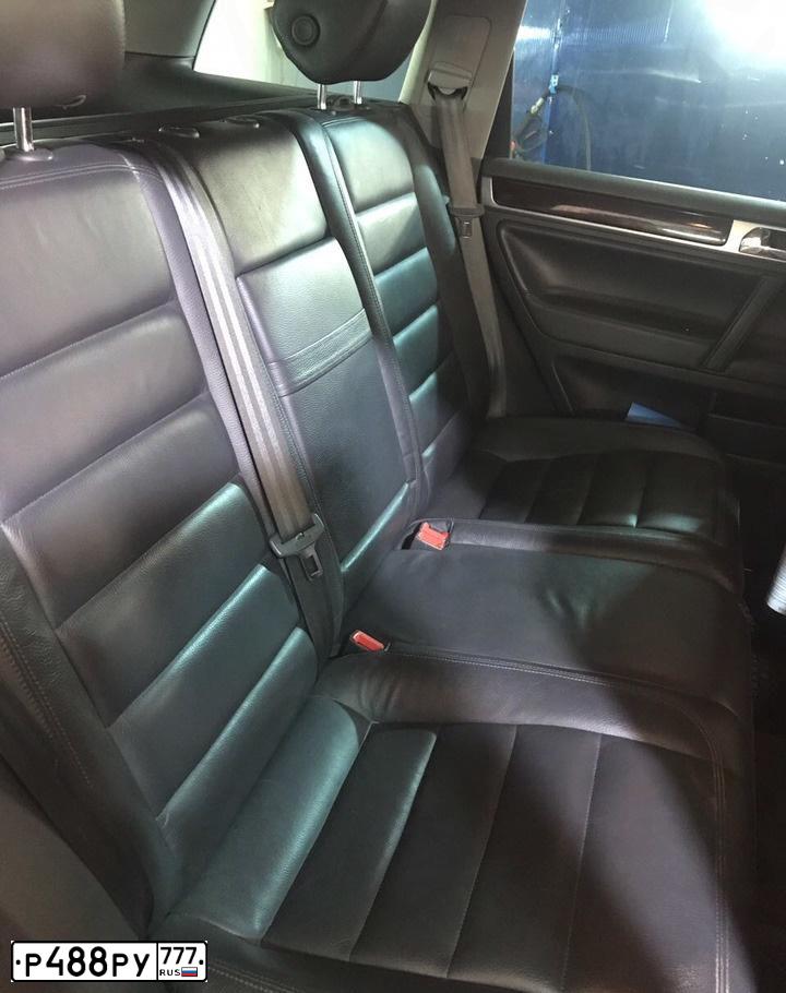 Фото автомобиля VOLKSWAGEN TOUAREG, 2003 — госномер М840АА159. Цвет: ЧЕРНЫЙ