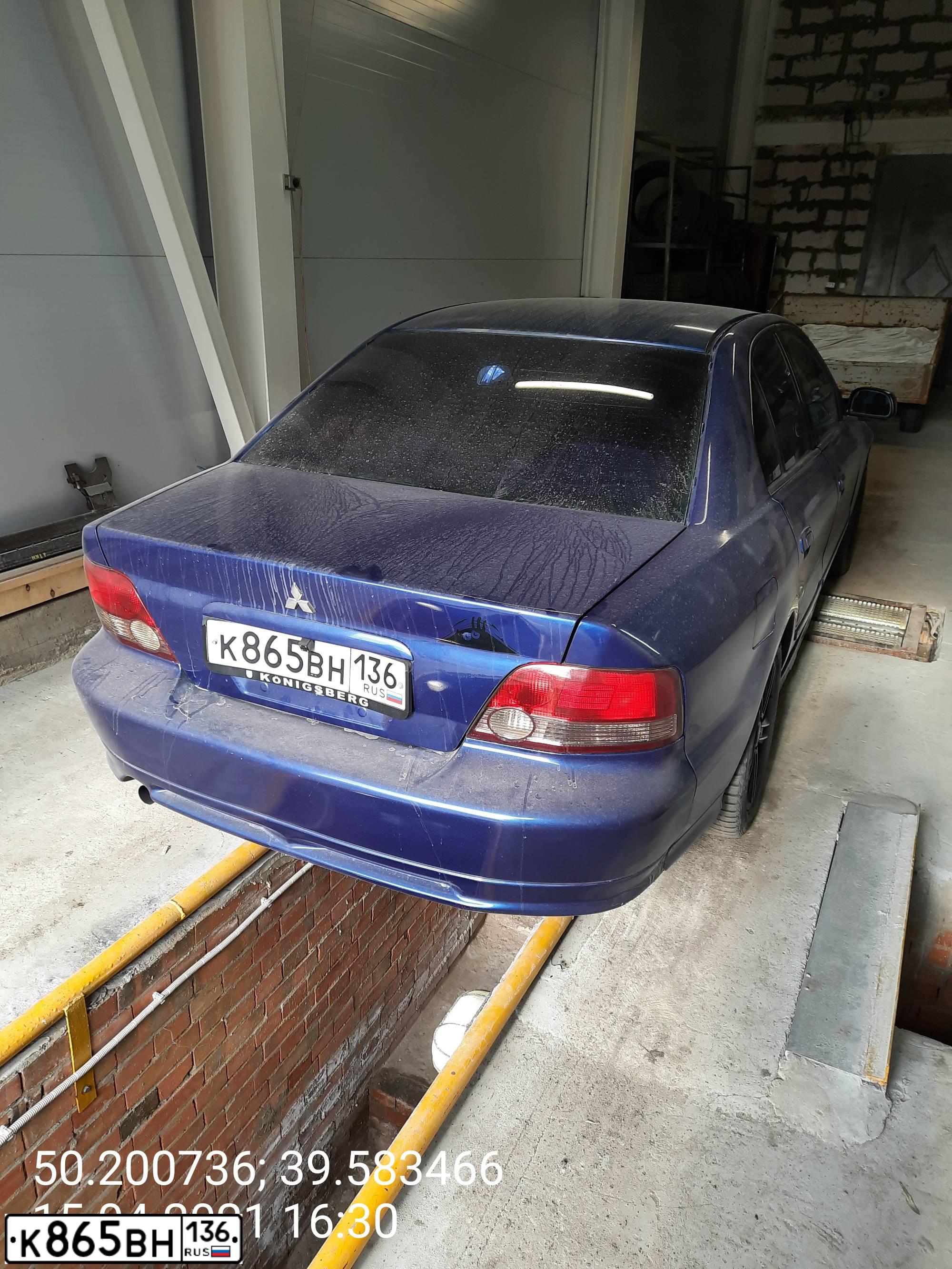 Фото автомобиля MITSUBISHI GALANT, 2002 — госномер Х384ММ136