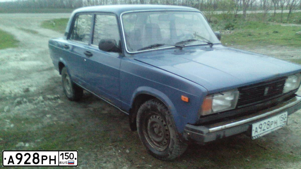 Фото автомобиля LADA 2105, 2006 — госномер В166АУ82. Цвет: СИНИЙ