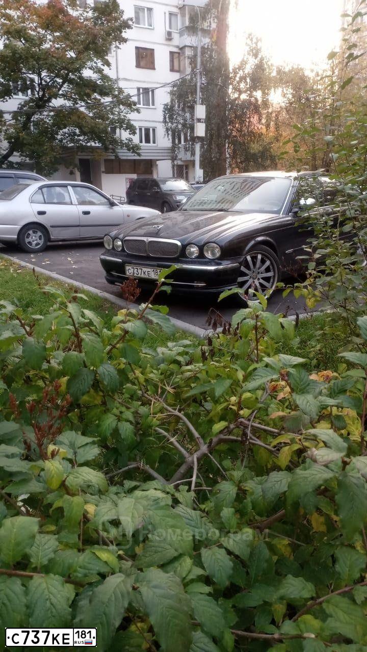 Фото автомобиля JAGUAR XJ, 2003 — госномер Н475СЕ797. Цвет: ЧЕРНЫЙ