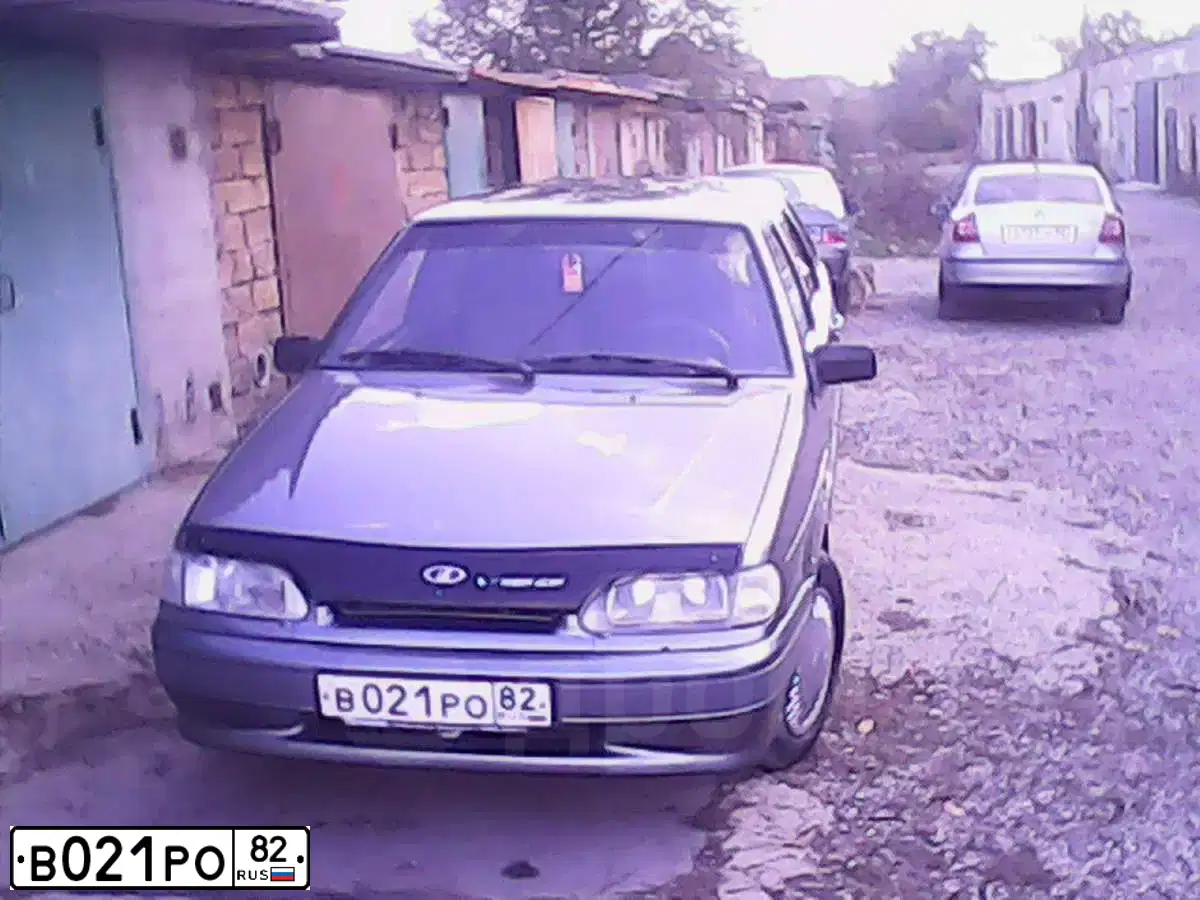 Фото автомобиля LADA 2114 SAMARA, 2006 — госномер В021РО82. Цвет: СЕРО-ЗЕЛЕНЫЙ