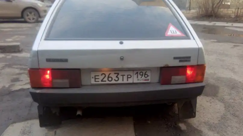 Фото автомобиля LADA 2109, 2003 — госномер С763МР196