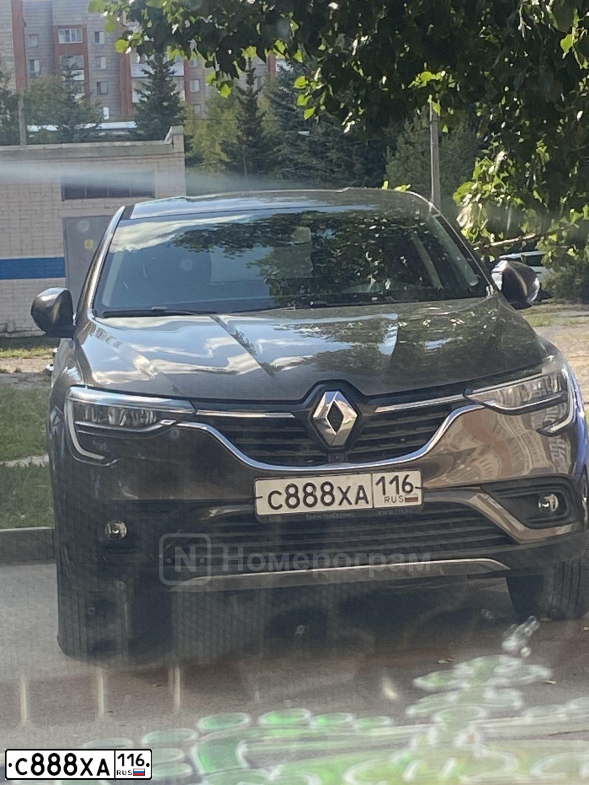 Фото автомобиля RENAULT DUSTER, 2013 — госномер М567ОВ29. Цвет: БЕЖЕВЫЙ