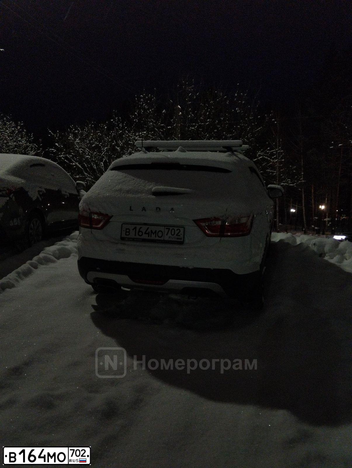 Фото автомобиля LADA VESTA GFК330, 2021 — госномер В164МО702. Цвет: Белый