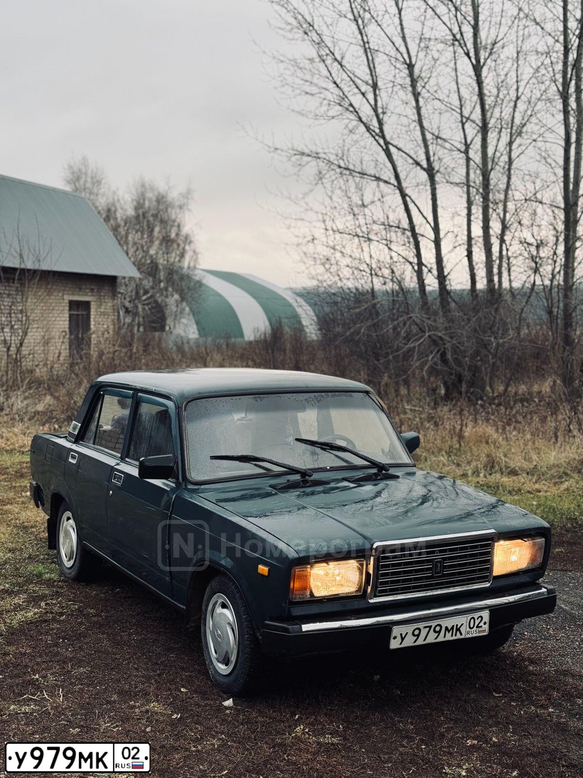 Фото автомобиля LADA 2107, 2004 — госномер У979МК02. Цвет: СИНЕ-ЗЕЛЕНЫЙ