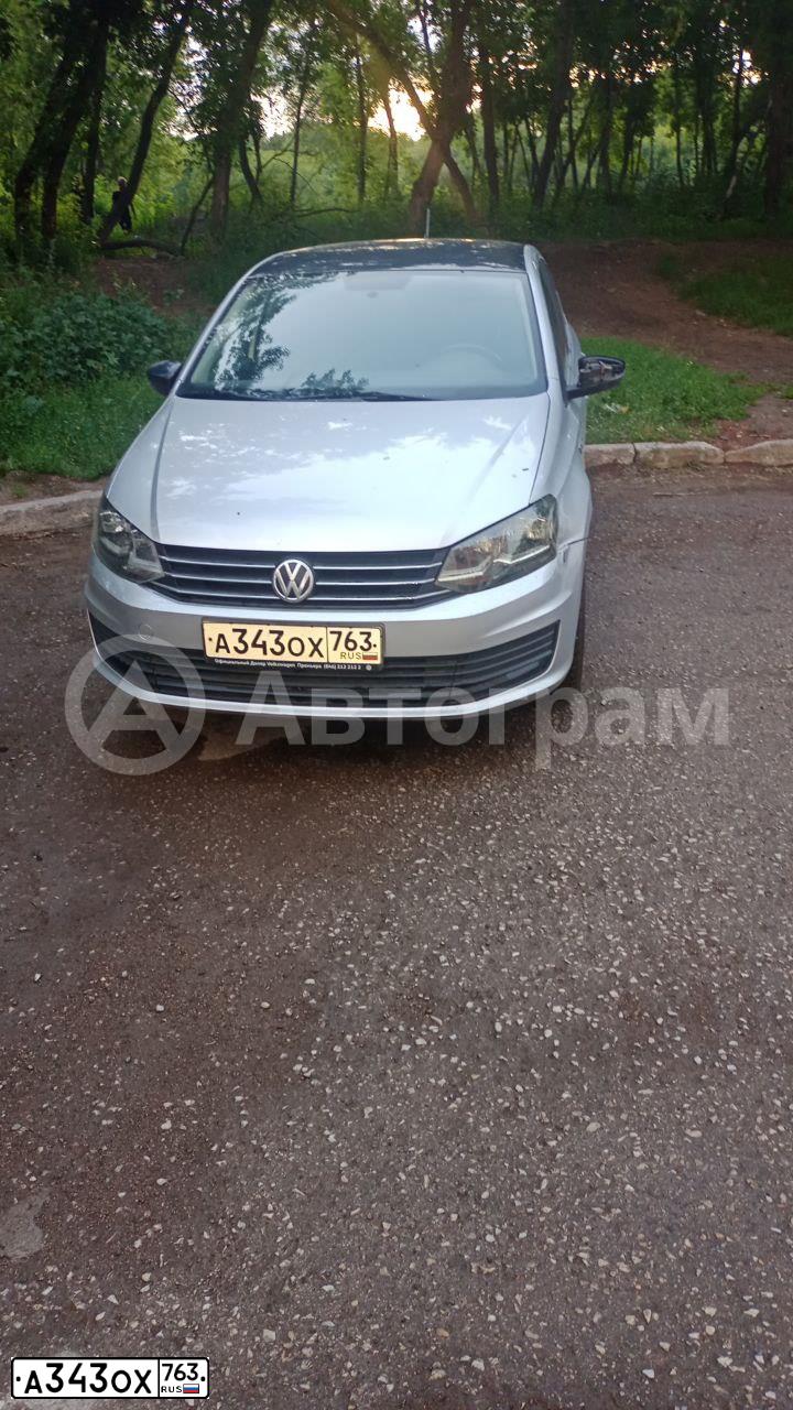 Фото автомобиля VOLKSWAGEN POLO, 2018 — госномер К749ТВ164. Цвет: Серебристый