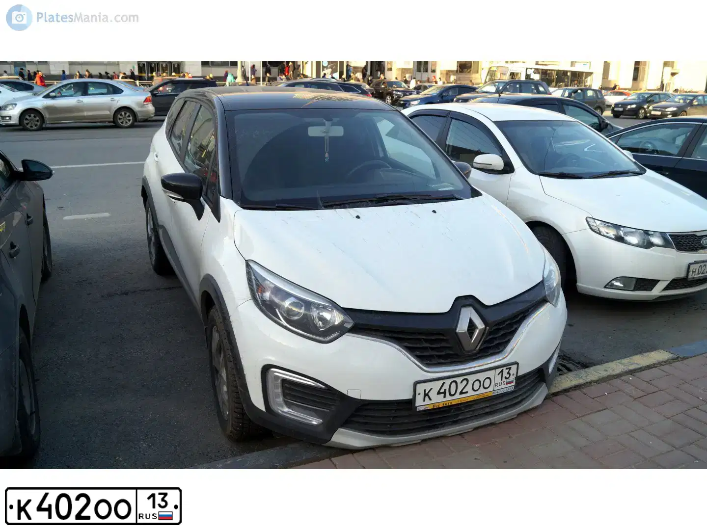 Фото автомобиля RENAULT KAPTUR, 2016 — госномер А713ТА69. Цвет: Белый черный 
