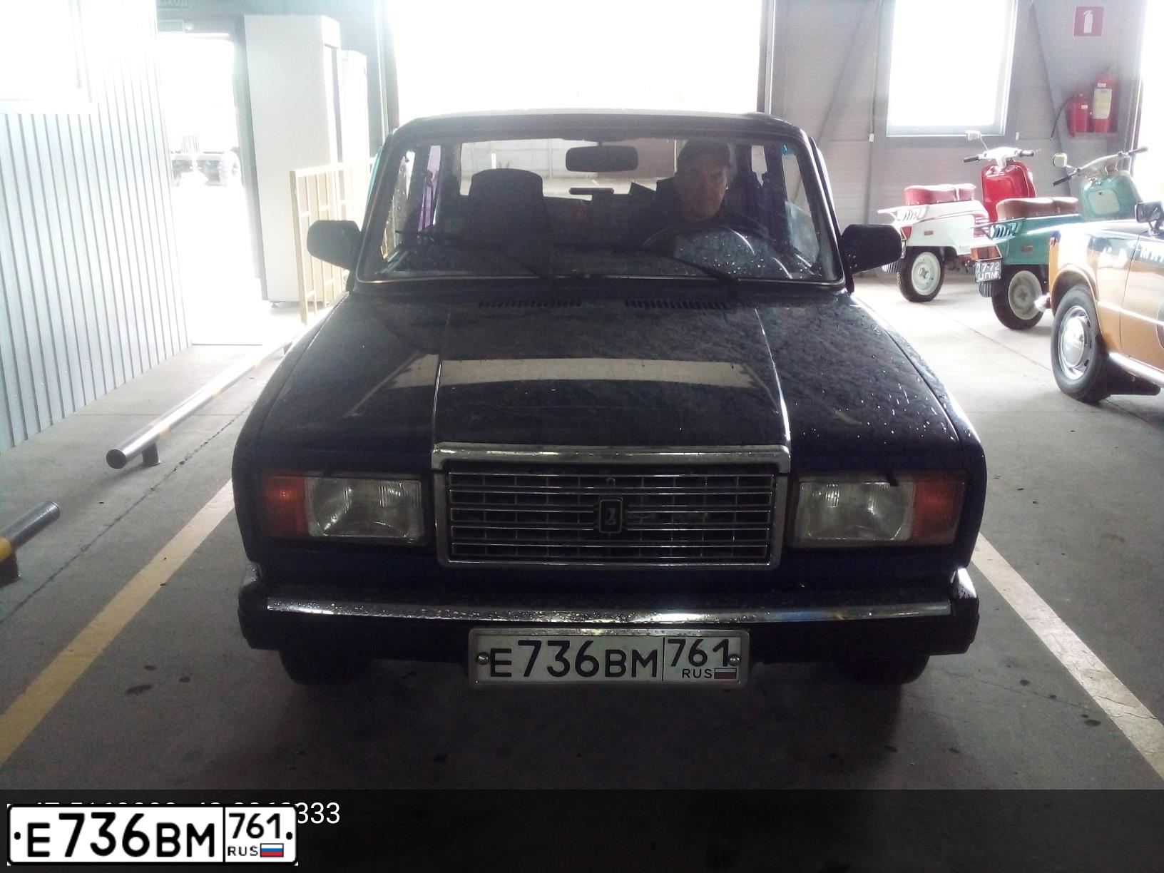 Фото автомобиля LADA 2107, 2007 — госномер С757НМ799. Цвет: ТЕМНО-СИНИЙ