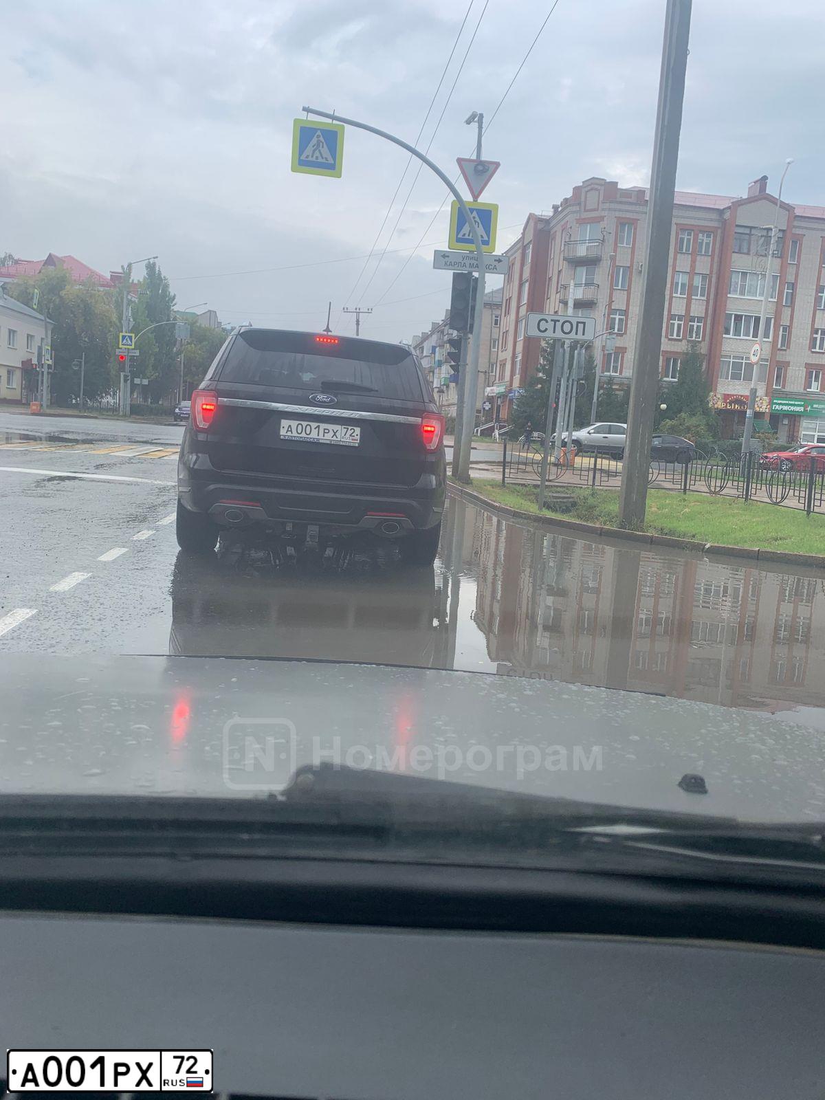 Фото автомобиля UAZ 3163 PATRIOT, 2017 — госномер Е444КХ72. Цвет: ТЕМНО-СЕРЫЙ МЕТАЛЛИК