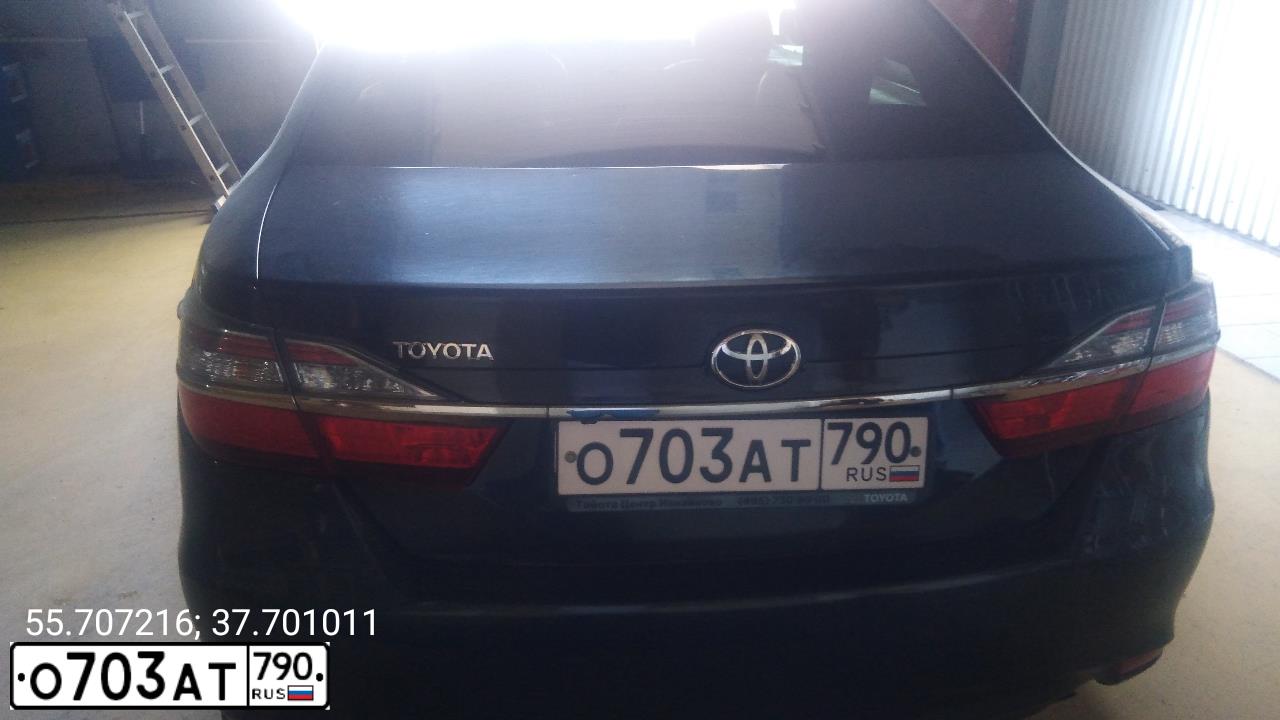 Фото автомобиля TOYOTA CAMRY, 2016 — госномер О703АТ790. Цвет: ЧЕРНЫЙ