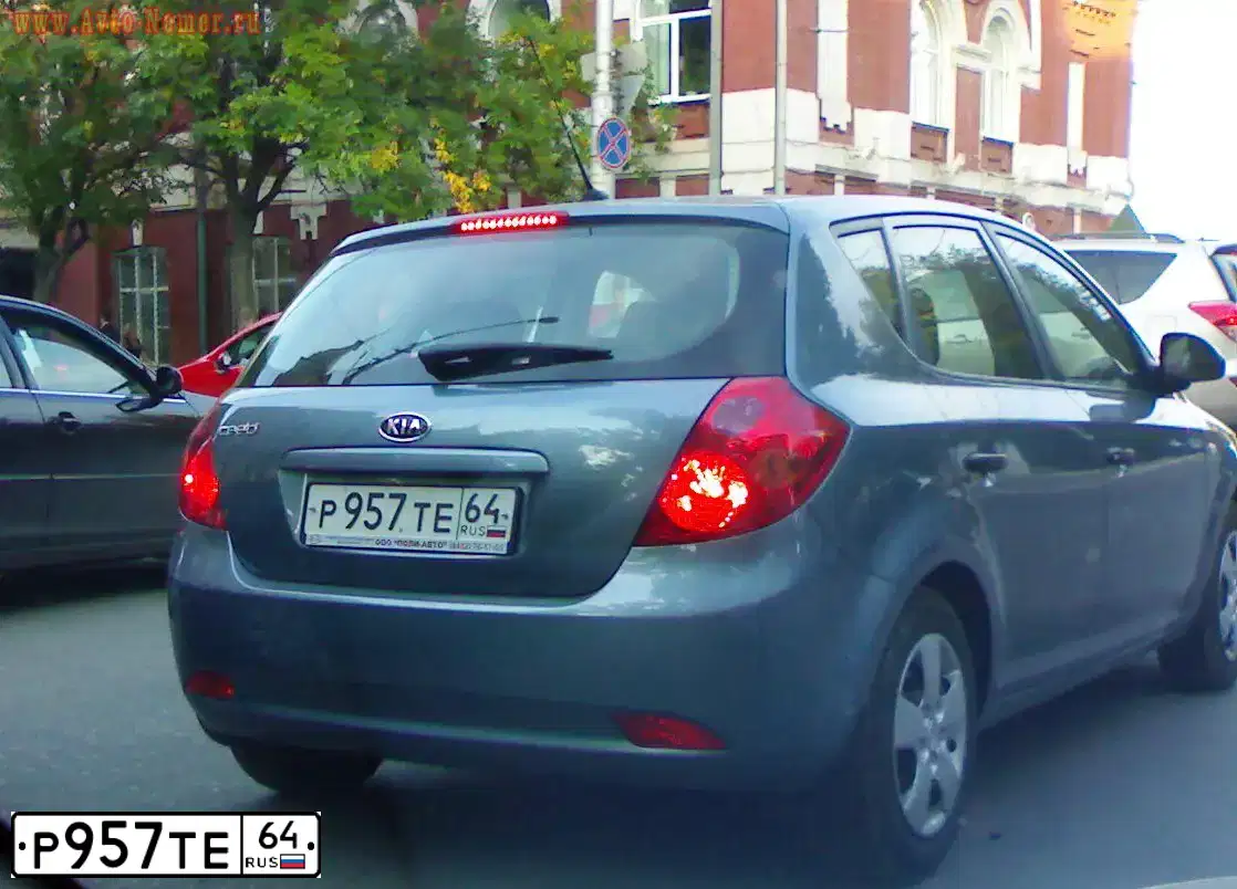 Фото автомобиля KIA CEED ED, 2008 — госномер М503ОМ164. Цвет: СИНИЙ