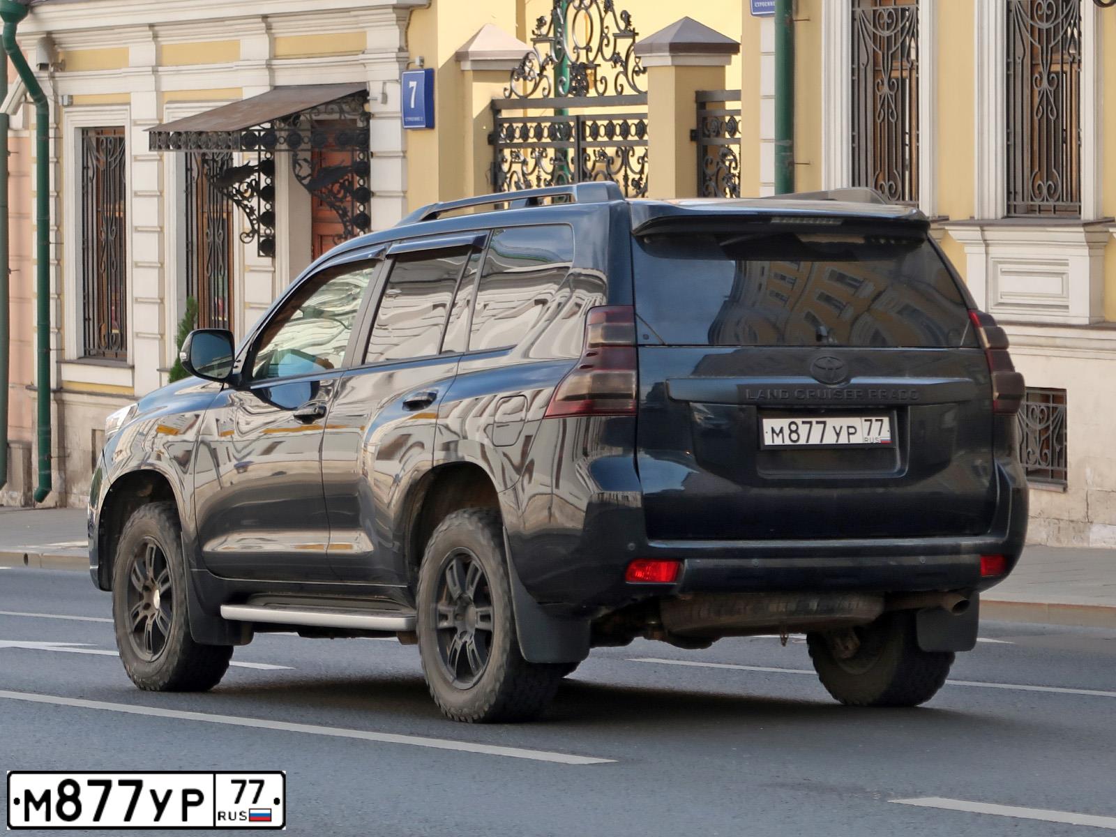 Фото автомобиля TOYOTA LANDCRUISER, 2016 — госномер В285ОХ790. Цвет: ЧЕРНЫЙ