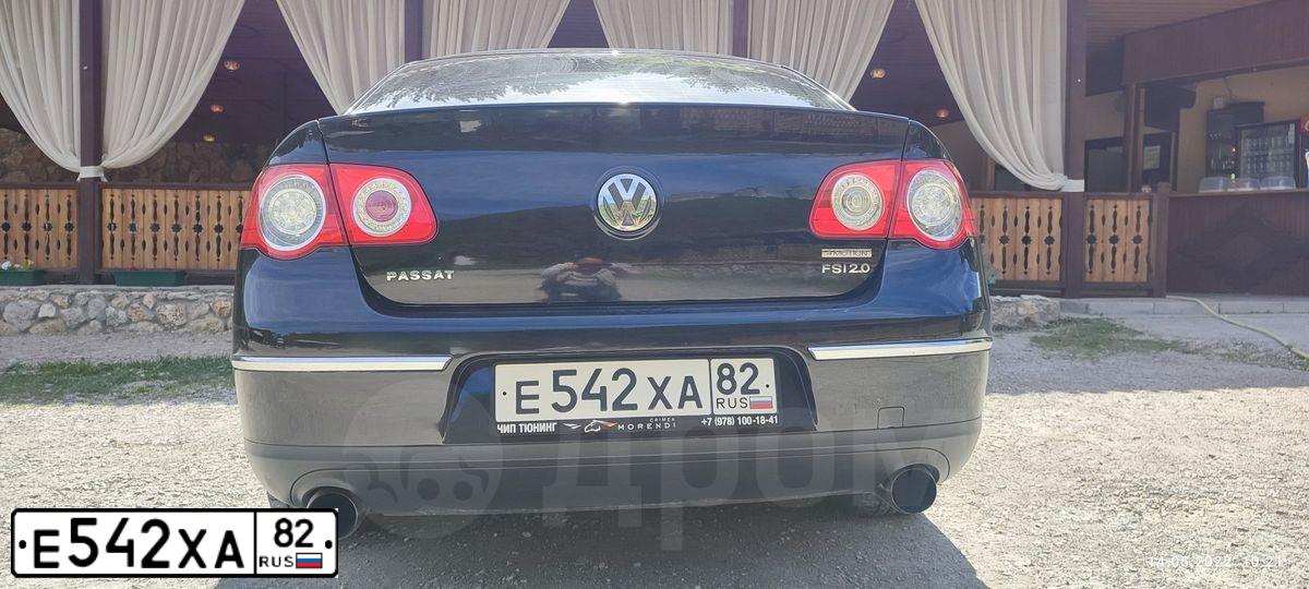 Фото автомобиля VOLKSWAGEN PASSAT, 2008 — госномер Е542ХА82. Цвет: ЧЕРНЫЙ