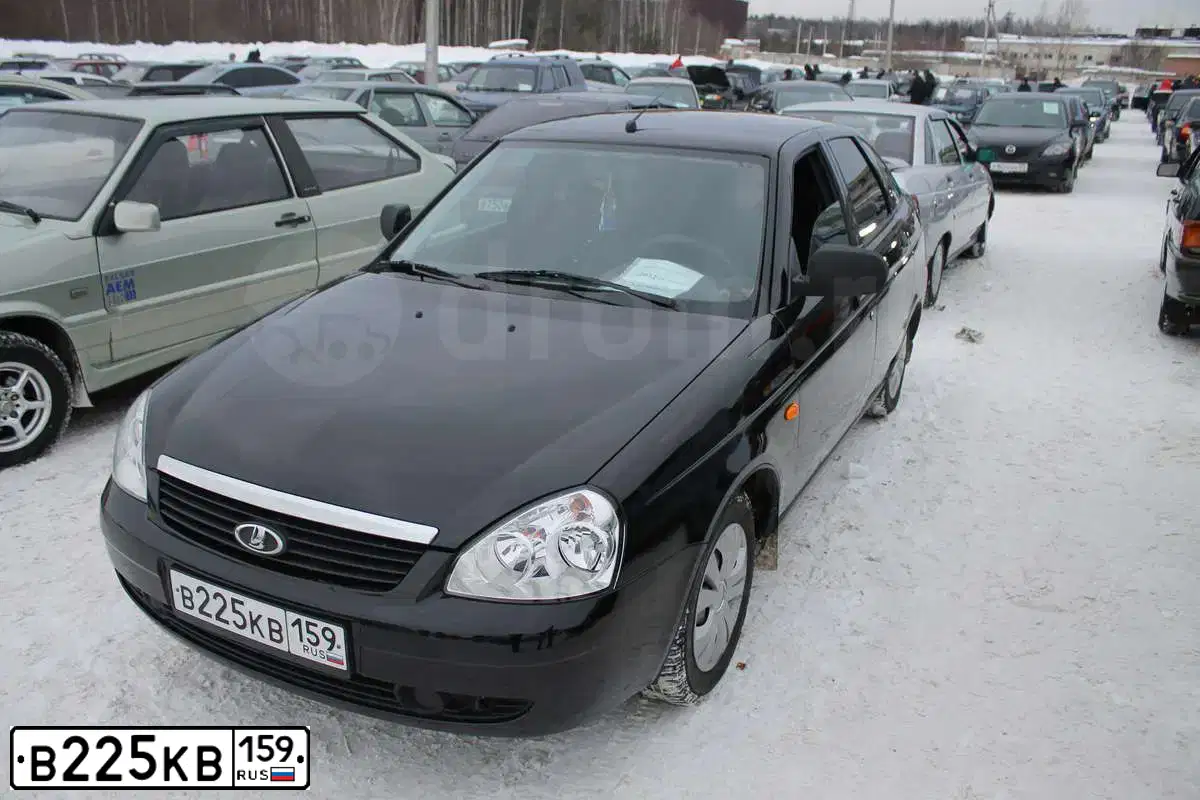 Фото автомобиля LADA 2172 PRIORA, 2012 — госномер М066ОХ159. Цвет: Сине-Черный
