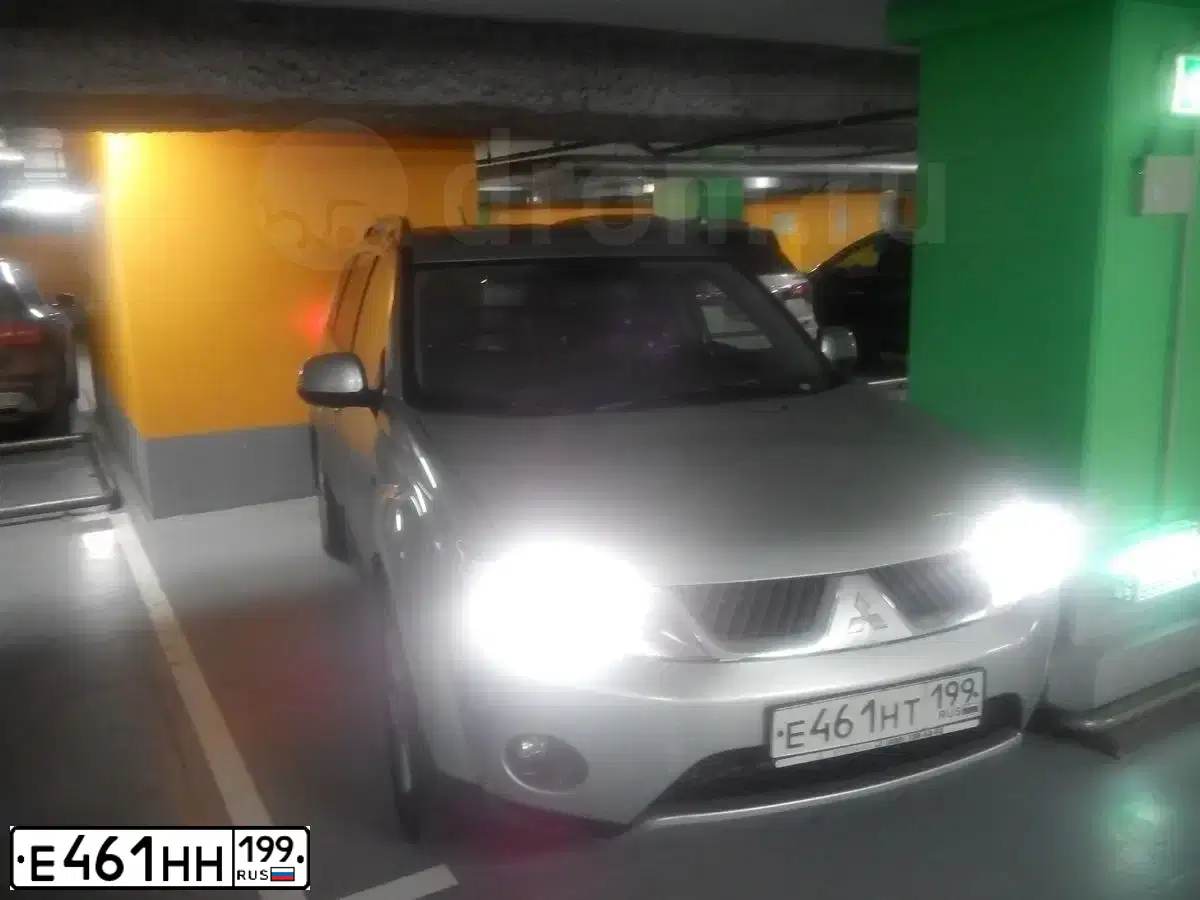 Фото автомобиля VOLVO XC90, 2007 — госномер Е744АЕ790. Цвет: Серебристый