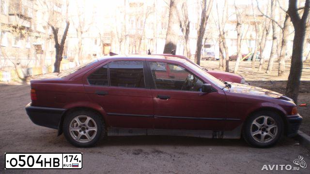 Фото автомобиля BMW SERIE 3, 1993 — госномер Х922ТА174. Цвет: Красный