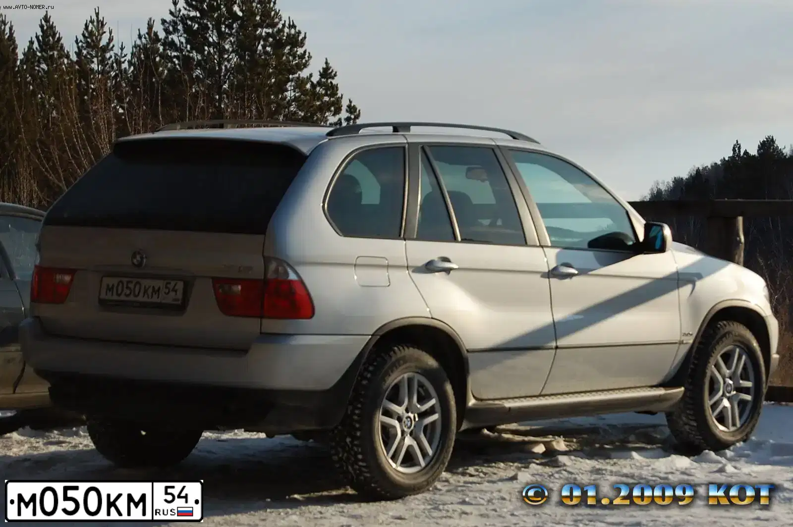 Фото автомобиля GAZ 3302 EL, 2005 — госномер М050КМ55. Цвет: Белый
